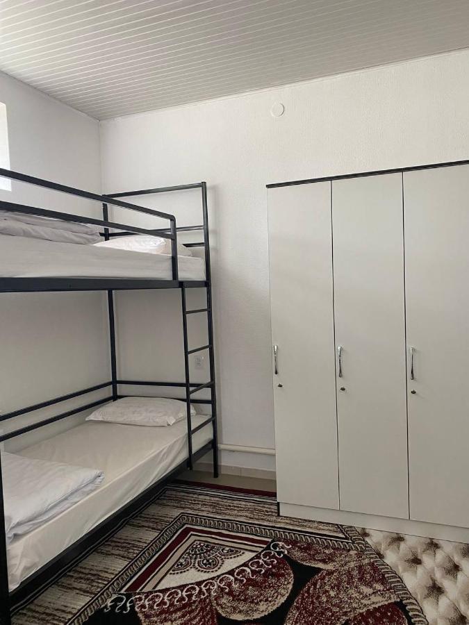 Karakol-Guest住宿加早餐旅馆 外观 照片